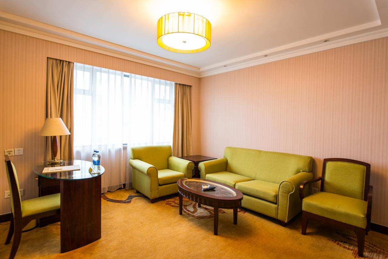 Vienna International Hotel Shanghai Train Station Eksteriør billede