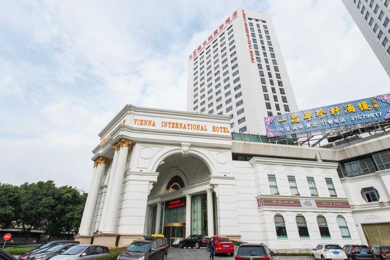 Vienna International Hotel Shanghai Train Station Eksteriør billede